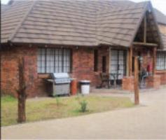 Lion & Leopard Lodge